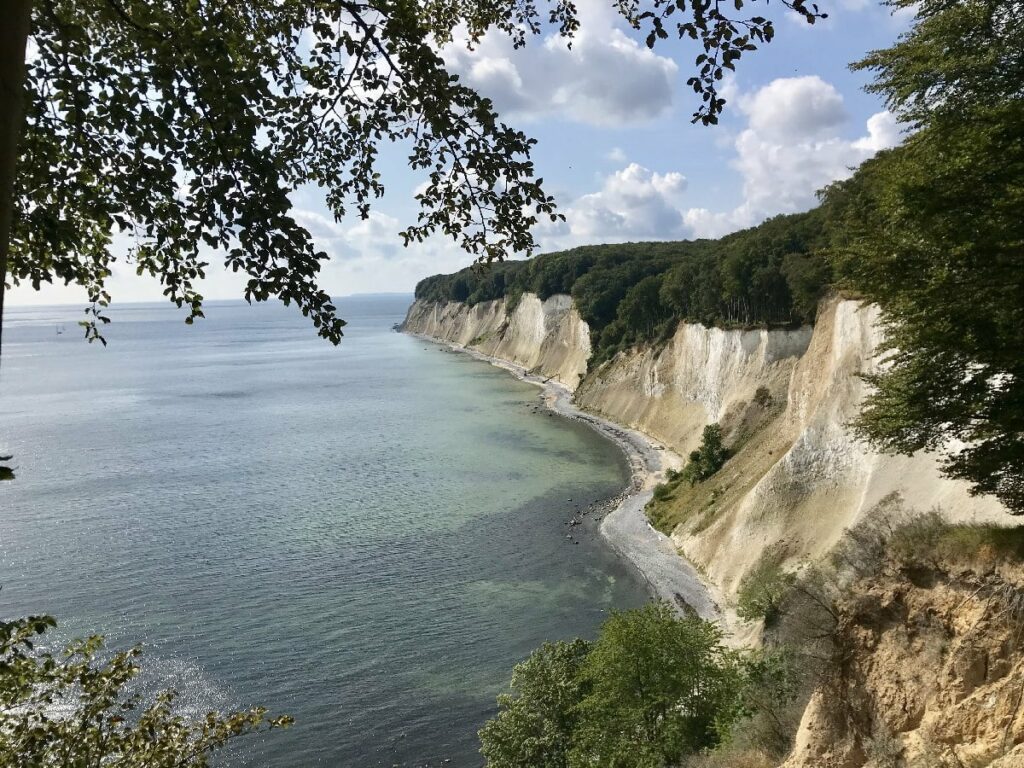 Naturdenkmäler Deutschland - Kreidefelsen Rügen an der Ostsee zwischen Sassnitz und Lohme